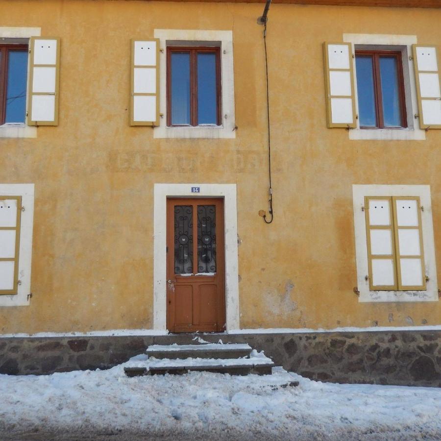 Apartamento Au Pied Du Gazon Saint-Maurice-sur-Moselle Exterior foto